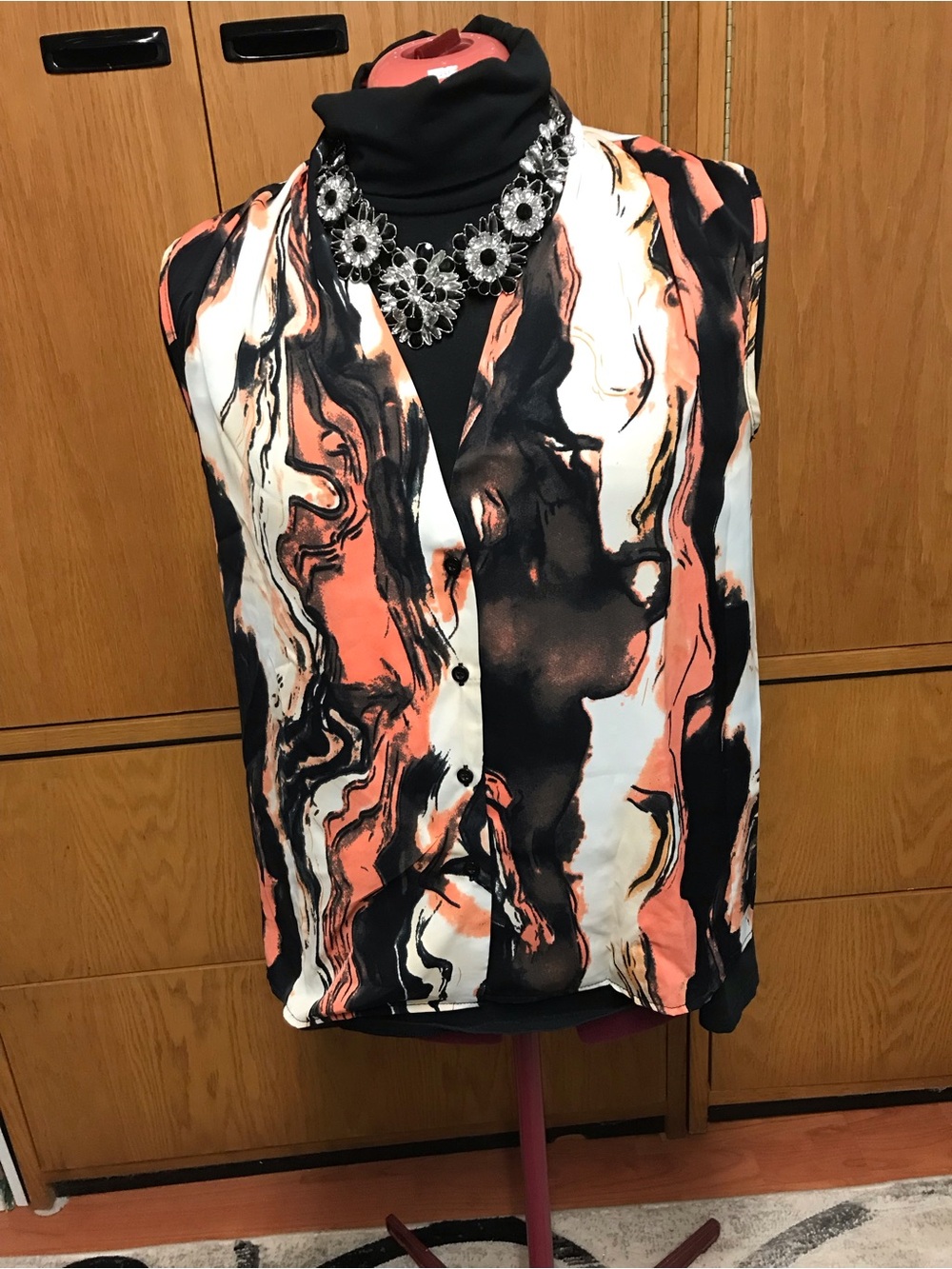 Sleeveless Marble-Print Blouse in Coral, Black & White by